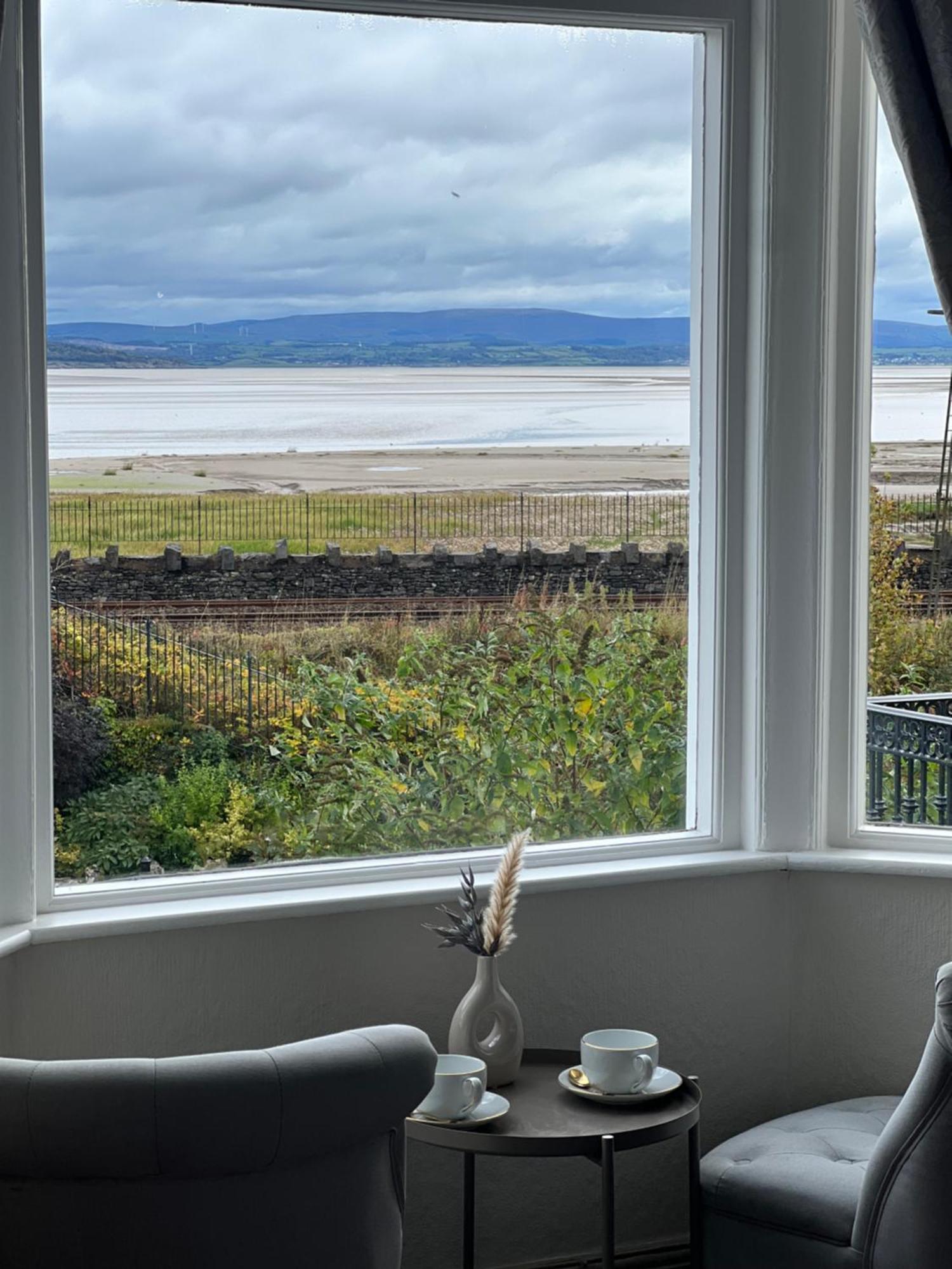 The Commodore Inn Grange-over-Sands Zewnętrze zdjęcie
